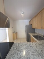 12290 NE 11th Ct in North Miami, FL - Building Photo