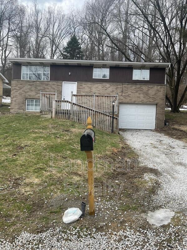 property at 634 Homewood Dr