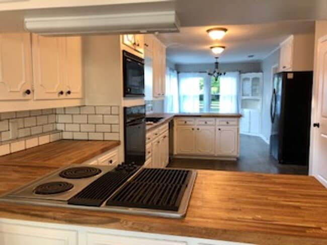 property at 1307 Aldridge St
