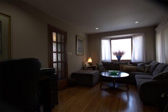 81 Sterling St in Hamilton, ON - Building Photo - Building Photo