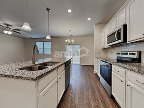 132 Sweet Gum Dr in Summerville, SC - Foto de edificio - Building Photo