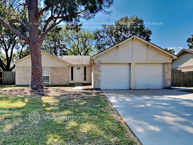 19607 Horseshoe Lake Ln