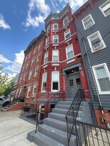 343 Pavonia Ave in Jersey City, NJ - Building Photo