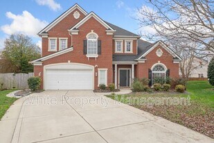 11012 Southfield Dr in Charlotte, NC - Building Photo