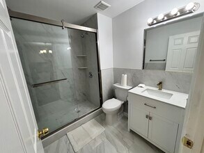 94 Cherokee Dr in Galloway, NJ - Building Photo - Building Photo