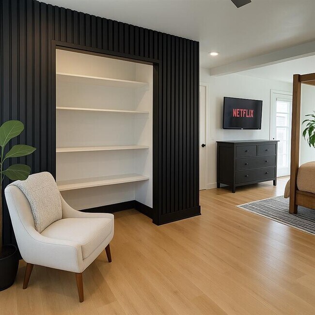 2305 Fair Oaks Dr in Austin, TX - Building Photo - Building Photo