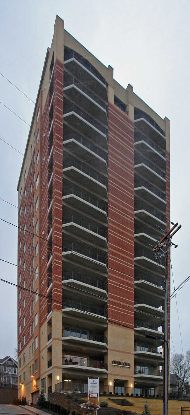 The Overlook at Eden Park in Cincinnati, OH - Building Photo - Building Photo