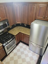 640 W 8th St in Long Beach, CA - Building Photo - Building Photo