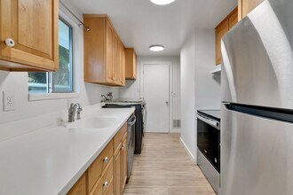 12215 2nd Ave S in Seattle, WA - Building Photo - Building Photo