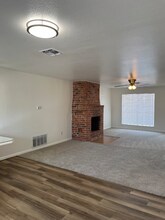 609 Cottonwood Dr in Kingsland, TX - Building Photo - Building Photo