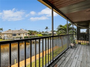4817 SW 8th Pl in Cape Coral, FL - Foto de edificio - Building Photo