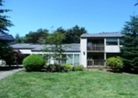 West Devils Lake Apartments in Lincoln City, OR - Building Photo - Building Photo