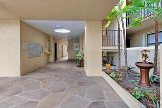 890 N Federal Hwy in Lantana, FL - Building Photo - Building Photo