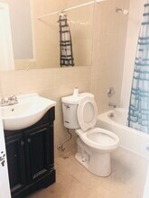 7795 Grande St in Sunrise, FL - Building Photo - Building Photo