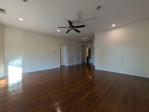 1821 W Leland Ave, Unit 1 in Chicago, IL - Building Photo - Building Photo