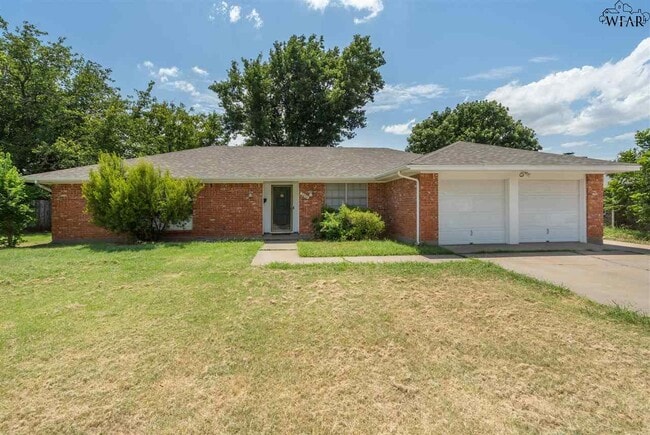 2406 Picadilly Ln