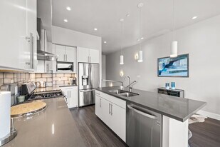 104 High St in Reno, NV - Building Photo