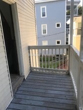 198 Sherman St, Unit 3 in Cambridge, MA - Foto de edificio - Building Photo