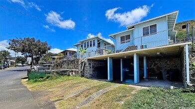 1769 Puowaina Dr in Honolulu, HI - Building Photo - Building Photo