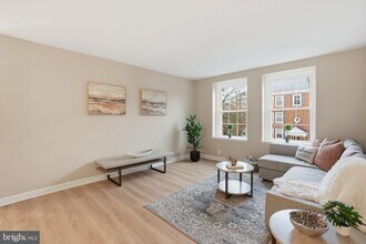 3059 S Buchanan St in Arlington, VA - Building Photo - Building Photo