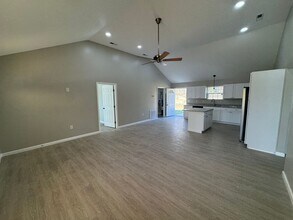 376 Silver Run Rd in Munford, AL - Building Photo - Building Photo