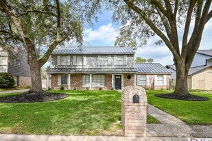 5506 Pebble Springs Dr in Houston, TX - Building Photo