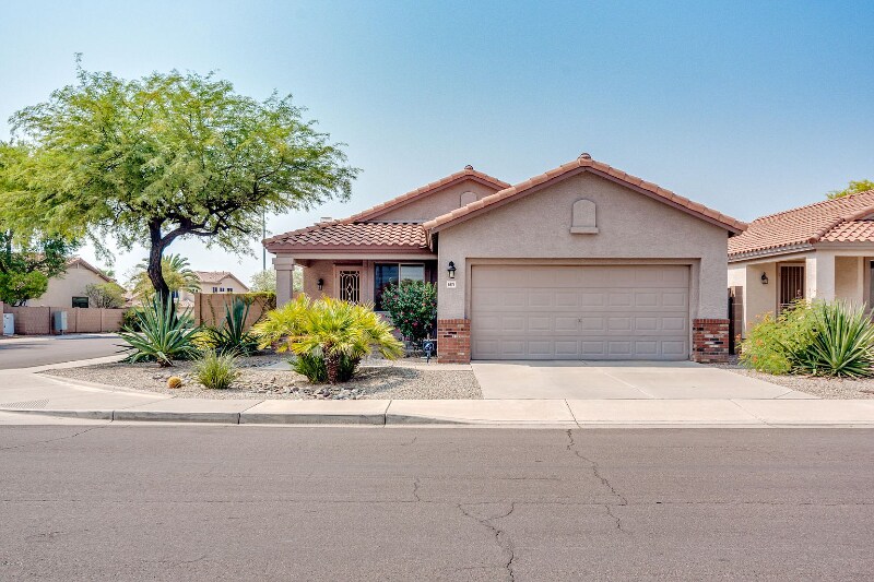 6875 W Harrison St in Chandler, AZ - Building Photo