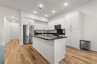 2055 Bravo Loop, Unit 3 in Chula Vista, CA - Building Photo - Building Photo