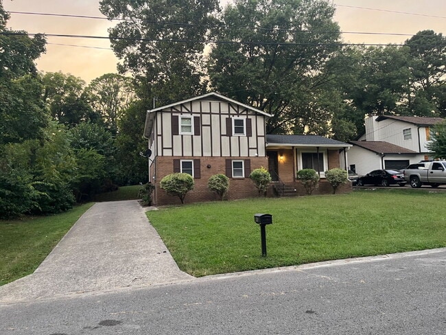 property at 416 Ocala Ct N