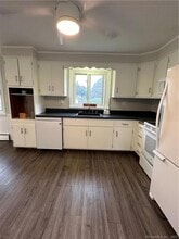 280 Lighthouse Rd in New Haven, CT - Building Photo - Building Photo