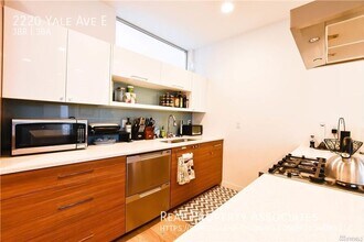 2220 Yale Ave. E. in Seattle, WA - Building Photo - Building Photo