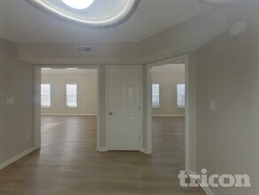 2023 Westminster Ln in Matthews, NC - Foto de edificio - Building Photo