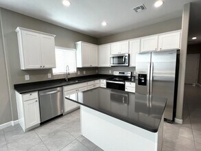 1377 W Highland Rd in Queen Creek, AZ - Foto de edificio - Building Photo
