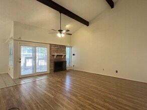 2105 Morley Dr in Austin, TX - Building Photo - Building Photo