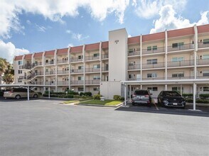220 Santa Maria St, Unit 240 in Venice, FL - Building Photo - Building Photo