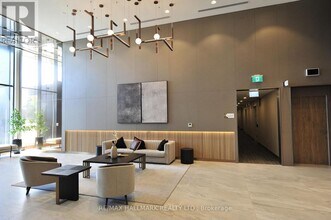 1100-1100 Sheppard Ave W in Toronto, ON - Building Photo - Building Photo