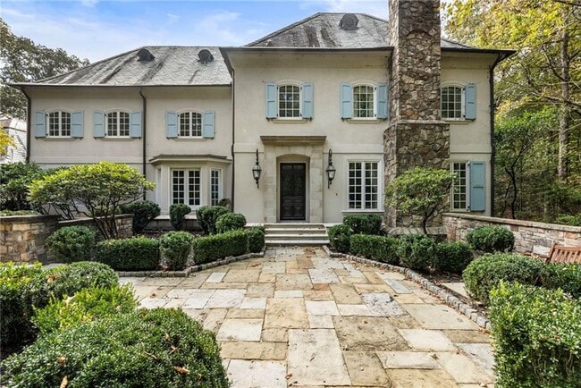 property at 2485 W Wesley Rd NW