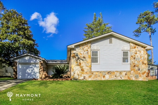 property at 4259 Woodland Dr