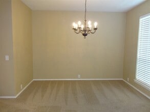 2807 Edgewick Elm St in Fresno, TX - Building Photo - Building Photo