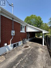 210 Greenwood Ave in Oshawa, ON - Building Photo - Building Photo