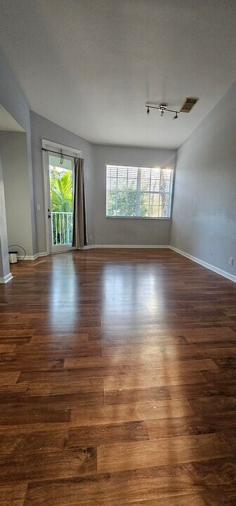 3078 Laurel Ridge Cir in Riviera Beach, FL - Building Photo