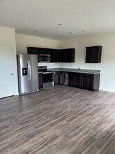 241 Grand Central Wy in Cartersville, GA - Building Photo - Building Photo