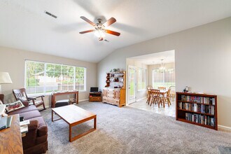 1209 Ireland Ct in Columbia, MO - Foto de edificio - Building Photo