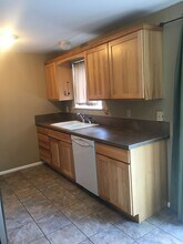 2204 Wildflower Way in Bellingham, WA - Building Photo - Building Photo