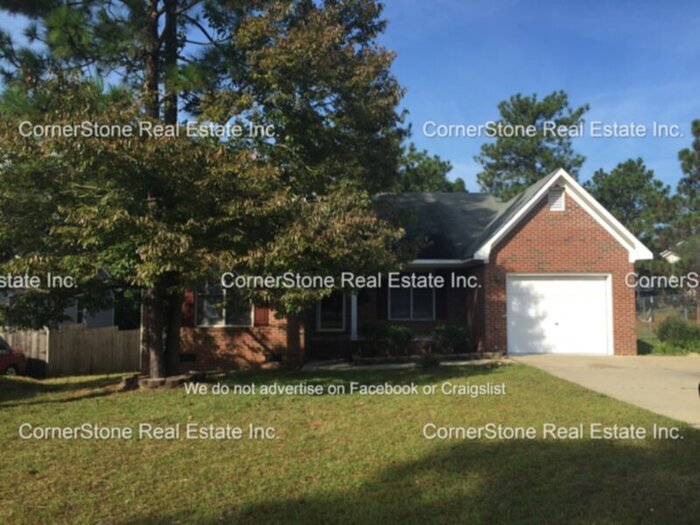 1312 Alexwood Dr in Hope Mills, NC - Building Photo