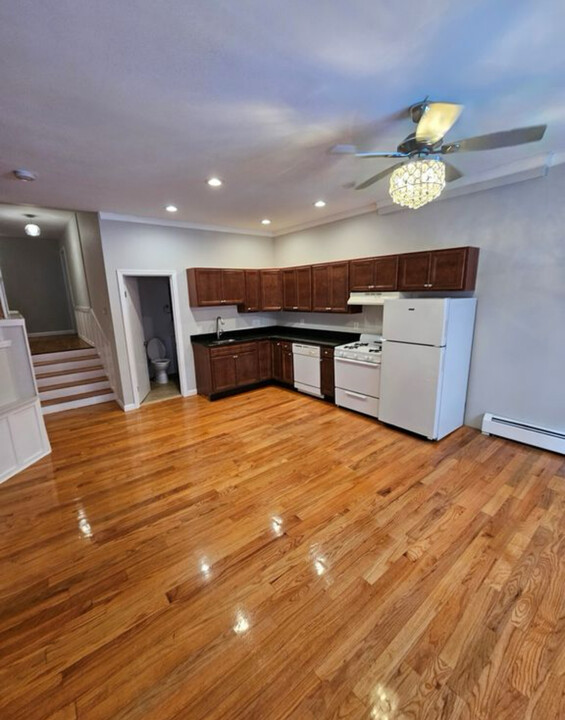 153 Salem St, Unit 7 in Boston, MA - Building Photo