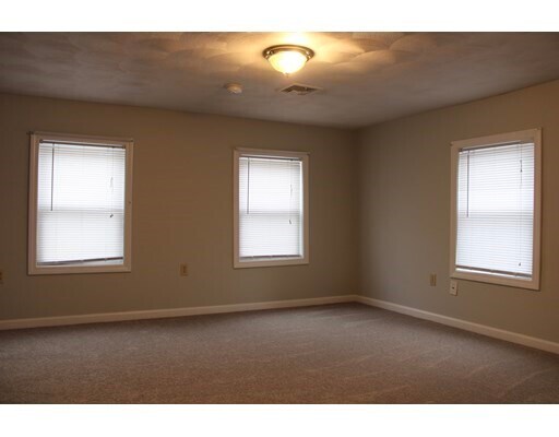 23 Fisher St-Unit -2 in North Attleboro, MA - Building Photo
