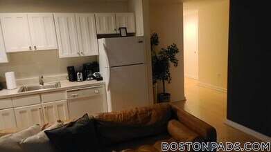 40 Boylston St, Unit 308 in Boston, MA - Building Photo - Building Photo