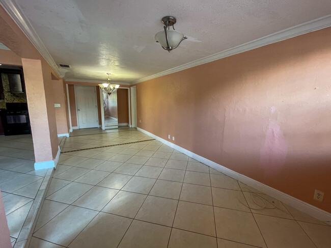 3121 NE 12th Ave in Pompano Beach, FL - Building Photo - Building Photo