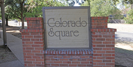 Colorado Square in Arlington, TX - Foto de edificio - Building Photo